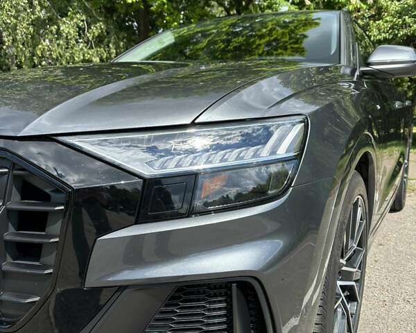 Серый Ауди Q8, объемом двигателя 3 л и пробегом 17 тыс. км за 59900 $, фото 9 на Automoto.ua