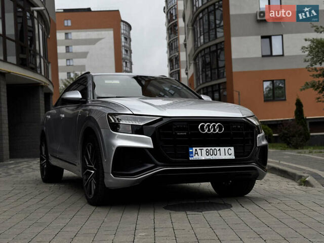 Сірий Ауді Q8, об'ємом двигуна 3 л та пробігом 62 тис. км за 63000 $, фото 2 на Automoto.ua