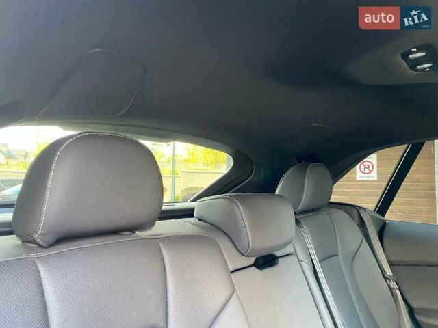 Серый Ауди Q8, объемом двигателя 3 л и пробегом 61 тыс. км за 63000 $, фото 90 на Automoto.ua