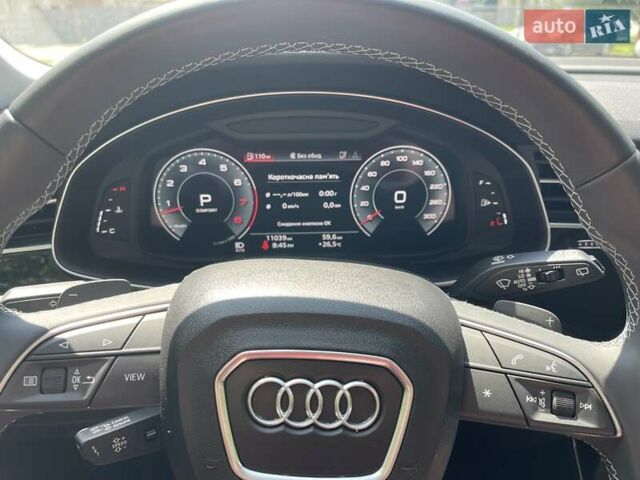Сірий Ауді Q8, об'ємом двигуна 3 л та пробігом 11 тис. км за 69600 $, фото 19 на Automoto.ua