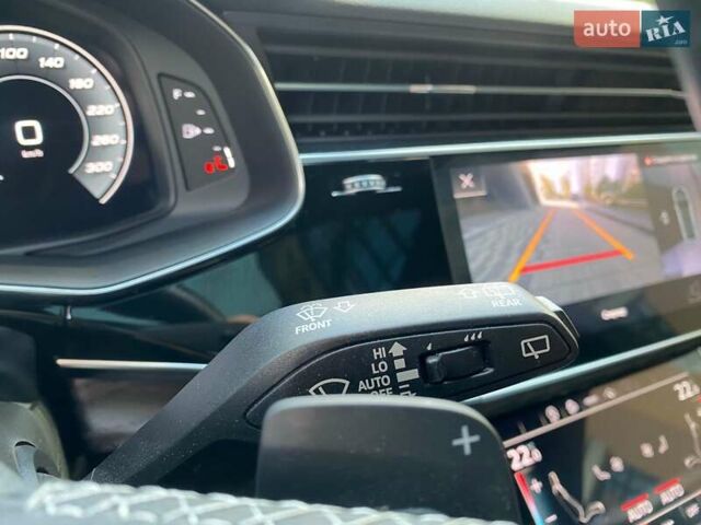 Серый Ауди Q8, объемом двигателя 3 л и пробегом 61 тыс. км за 63000 $, фото 78 на Automoto.ua