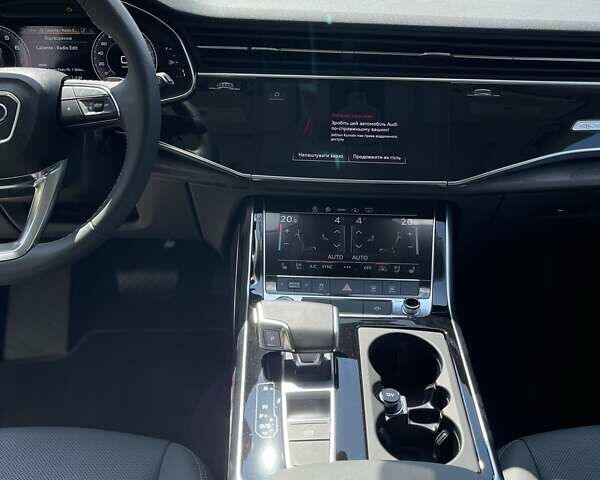 Сірий Ауді Q8, об'ємом двигуна 3 л та пробігом 11 тис. км за 69600 $, фото 18 на Automoto.ua