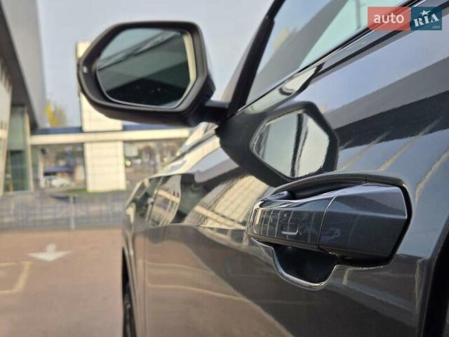 Серый Ауди Q8, объемом двигателя 3 л и пробегом 11 тыс. км за 67900 $, фото 36 на Automoto.ua