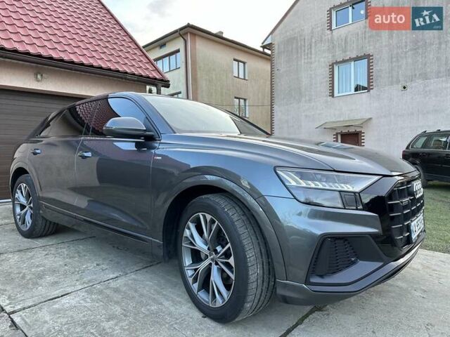 Серый Ауди Q8, объемом двигателя 2.97 л и пробегом 89 тыс. км за 69950 $, фото 4 на Automoto.ua