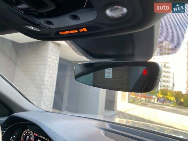 Серый Ауди Q8, объемом двигателя 3 л и пробегом 61 тыс. км за 63000 $, фото 97 на Automoto.ua