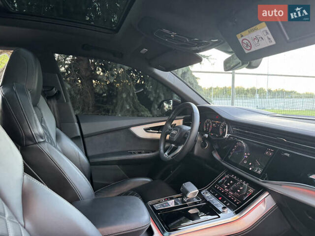 Серый Ауди Q8, объемом двигателя 3 л и пробегом 90 тыс. км за 68500 $, фото 66 на Automoto.ua