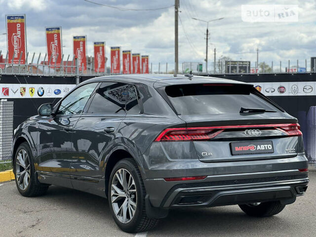 Сірий Ауді Q8, об'ємом двигуна 3 л та пробігом 36 тис. км за 75000 $, фото 9 на Automoto.ua