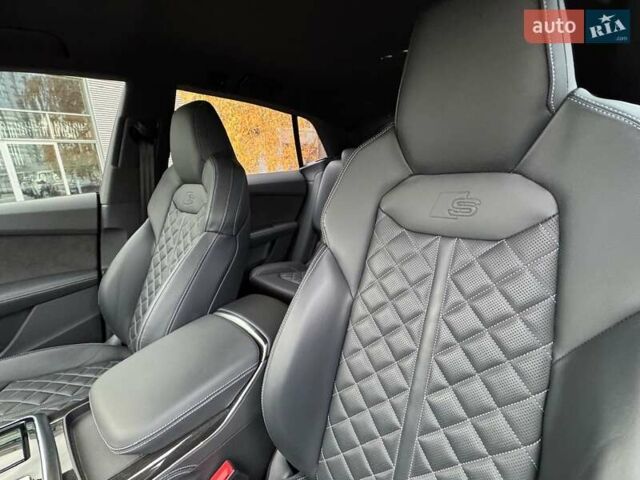 Серый Ауди Q8, объемом двигателя 3 л и пробегом 20 тыс. км за 87000 $, фото 36 на Automoto.ua