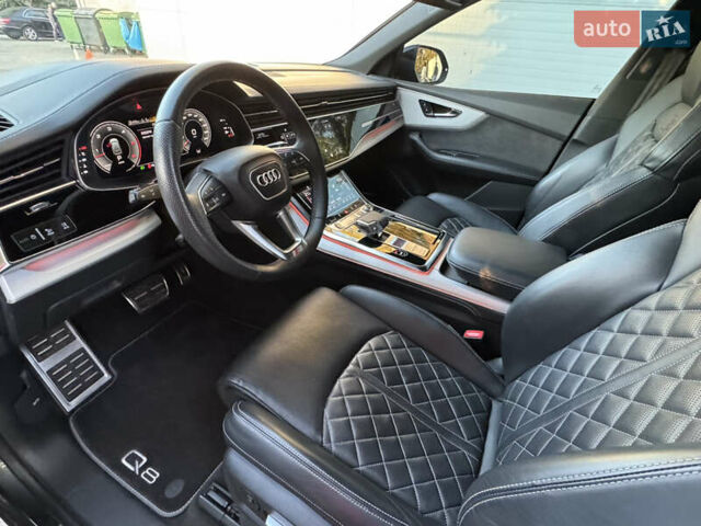 Серый Ауди Q8, объемом двигателя 3 л и пробегом 90 тыс. км за 68500 $, фото 51 на Automoto.ua