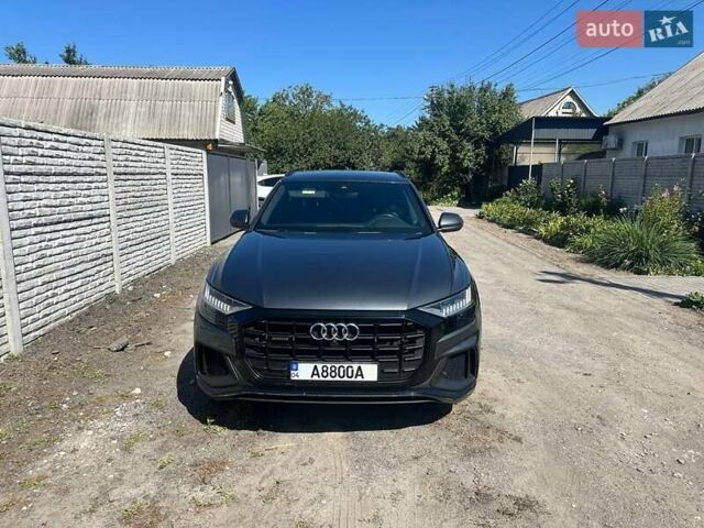 Сірий Ауді Q8, об'ємом двигуна 3 л та пробігом 165 тис. км за 57900 $, фото 7 на Automoto.ua