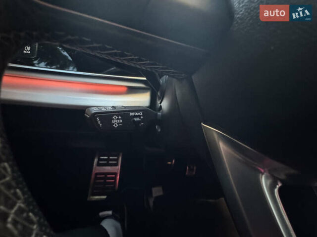 Серый Ауди Q8, объемом двигателя 3 л и пробегом 90 тыс. км за 68500 $, фото 79 на Automoto.ua