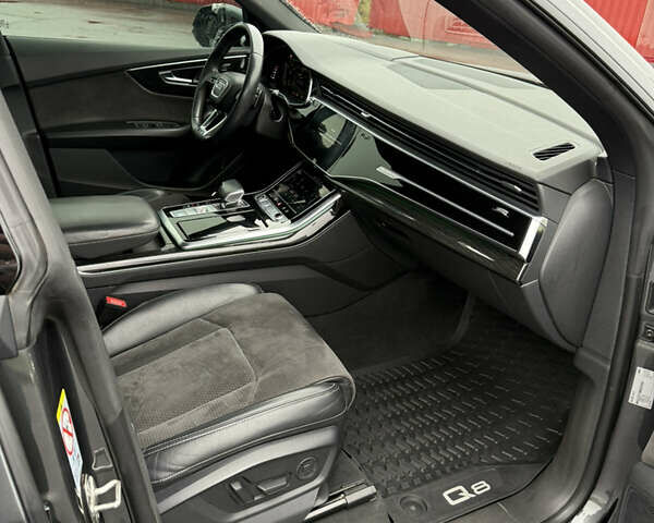 Сірий Ауді Q8, об'ємом двигуна 2.97 л та пробігом 395 тис. км за 39900 $, фото 8 на Automoto.ua