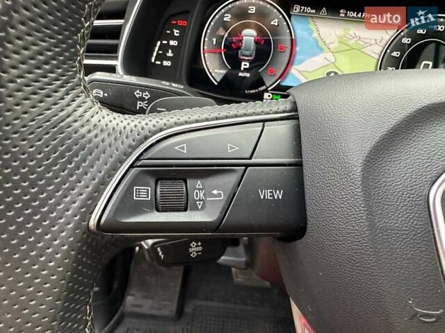 Сірий Ауді Q8, об'ємом двигуна 3 л та пробігом 165 тис. км за 57900 $, фото 20 на Automoto.ua