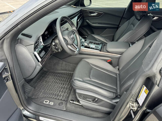 Ауді Q8 2021 у Києві на Automoto.ua Сірий Ауді Q8, об'ємом двигуна 3 л та пробігом 25 тис. км за 73000 $, фото 40 на Automoto.ua