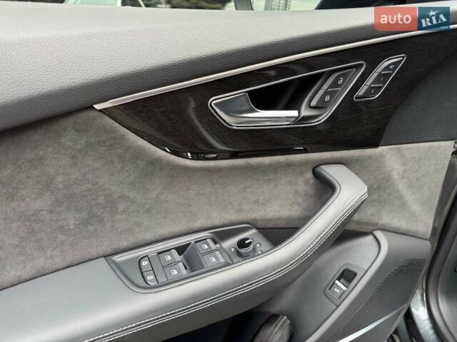Серый Ауди Q8, объемом двигателя 3 л и пробегом 20 тыс. км за 87000 $, фото 31 на Automoto.ua