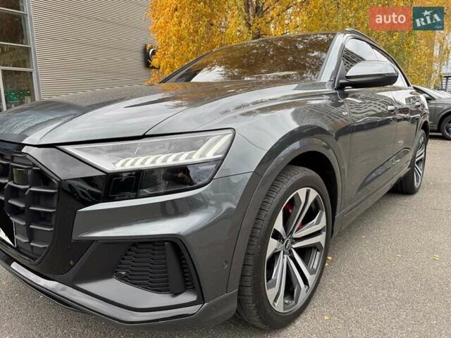 Серый Ауди Q8, объемом двигателя 3 л и пробегом 20 тыс. км за 87000 $, фото 1 на Automoto.ua