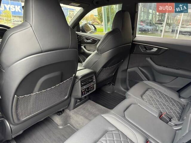 Серый Ауди Q8, объемом двигателя 3 л и пробегом 20 тыс. км за 87000 $, фото 85 на Automoto.ua