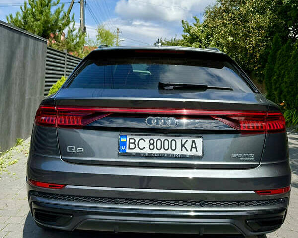 Серый Ауди Q8, объемом двигателя 2.97 л и пробегом 127 тыс. км за 70000 $, фото 5 на Automoto.ua