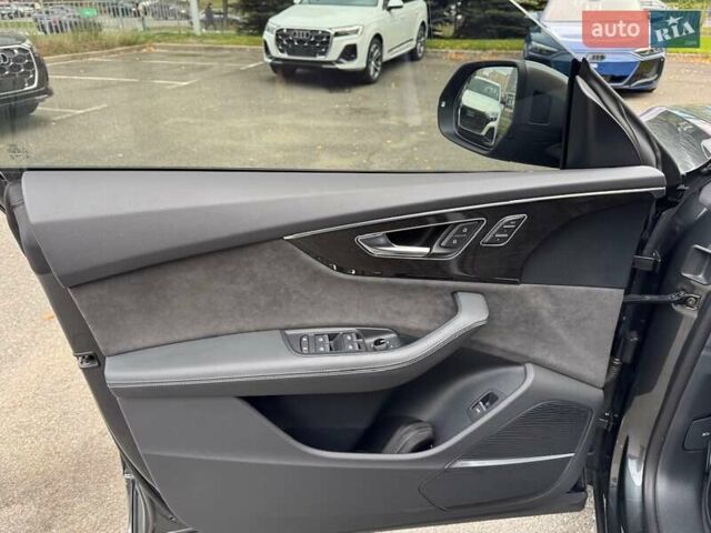 Серый Ауди Q8, объемом двигателя 3 л и пробегом 20 тыс. км за 87000 $, фото 29 на Automoto.ua