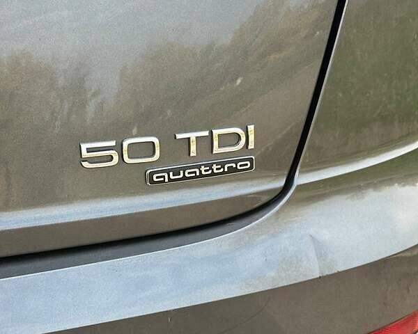 Ауді Q8 2021 у Кам'янське (Дніпродзержинськ) на Automoto.ua Сірий Ауді Q8, об'ємом двигуна 2.97 л та пробігом 165 тис. км за 53999 $, фото 11 на Automoto.ua