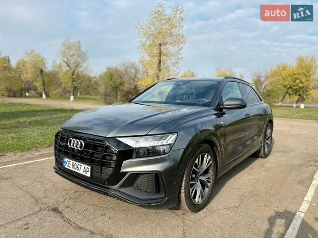 Ауді Q8 2021 у Кам'янське (Дніпродзержинськ) на Automoto.ua Сірий Ауді Q8, об'ємом двигуна 2.97 л та пробігом 165 тис. км за 53999 $, фото 5 на Automoto.ua