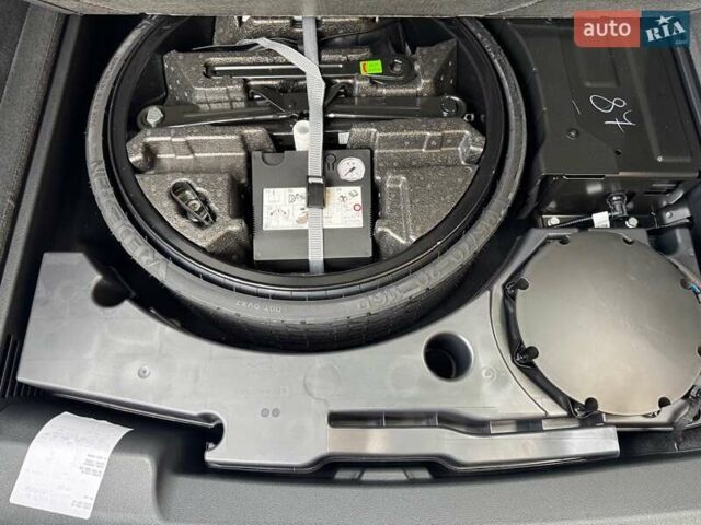 Серый Ауди Q8, объемом двигателя 3 л и пробегом 20 тыс. км за 87000 $, фото 23 на Automoto.ua