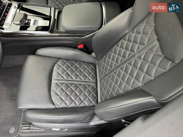 Серый Ауди Q8, объемом двигателя 3 л и пробегом 20 тыс. км за 87000 $, фото 35 на Automoto.ua