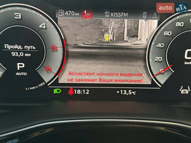 Серый Ауди Q8, объемом двигателя 3 л и пробегом 90 тыс. км за 68500 $, фото 81 на Automoto.ua