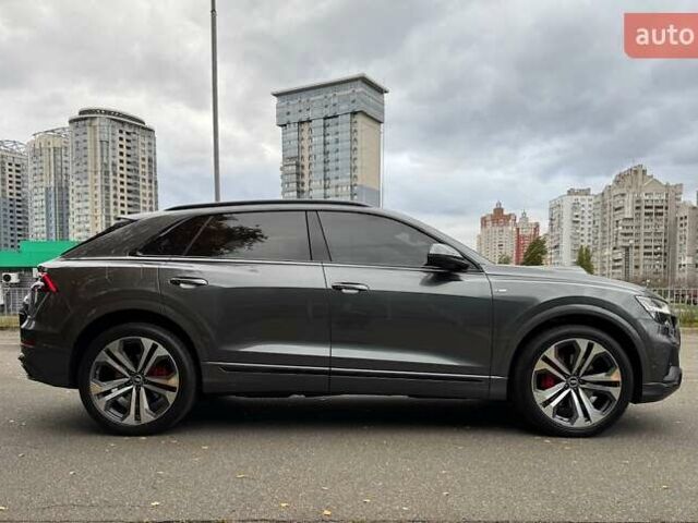 Серый Ауди Q8, объемом двигателя 3 л и пробегом 20 тыс. км за 87000 $, фото 111 на Automoto.ua