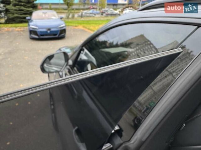 Серый Ауди Q8, объемом двигателя 3 л и пробегом 20 тыс. км за 87000 $, фото 80 на Automoto.ua