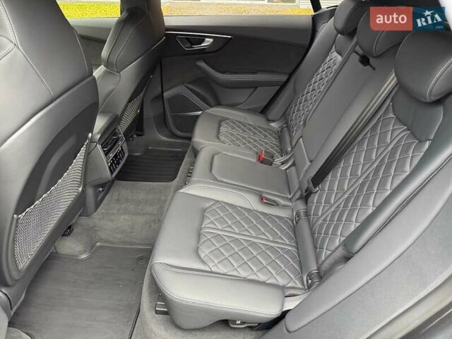 Серый Ауди Q8, объемом двигателя 3 л и пробегом 20 тыс. км за 87000 $, фото 83 на Automoto.ua