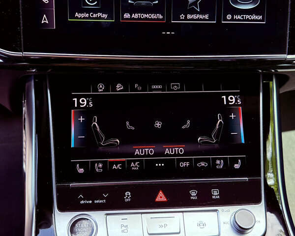 Серый Ауди Q8, объемом двигателя 2.97 л и пробегом 127 тыс. км за 70000 $, фото 16 на Automoto.ua