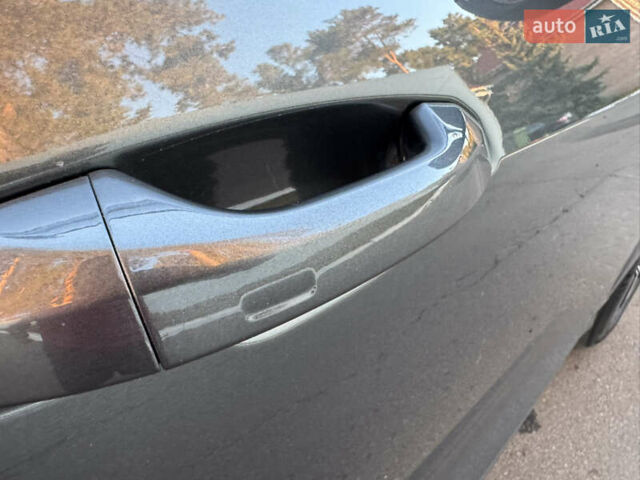 Серый Ауди Q8, объемом двигателя 3 л и пробегом 90 тыс. км за 68500 $, фото 70 на Automoto.ua