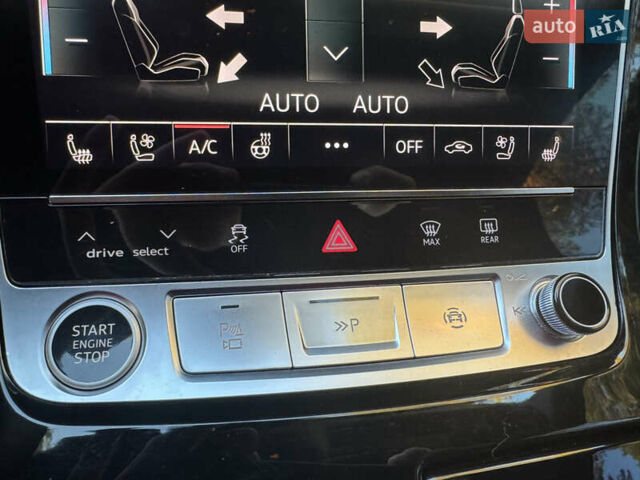 Серый Ауди Q8, объемом двигателя 3 л и пробегом 90 тыс. км за 68500 $, фото 90 на Automoto.ua