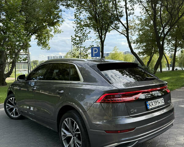 Серый Ауди Q8, объемом двигателя 2.97 л и пробегом 28 тыс. км за 84999 $, фото 6 на Automoto.ua