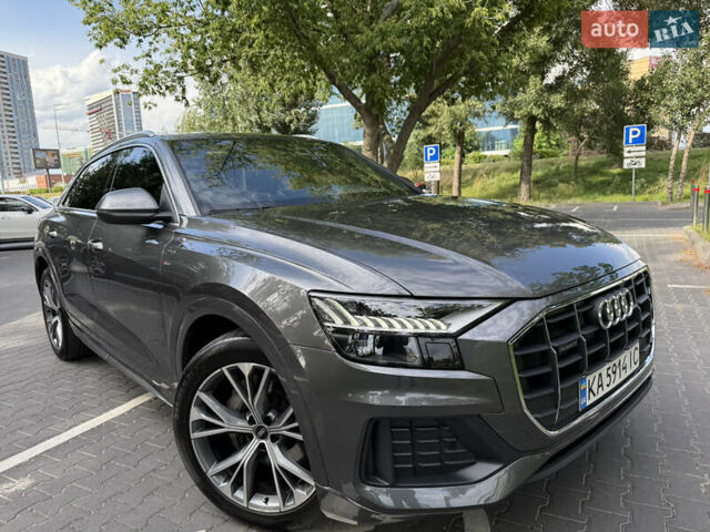 Серый Ауди Q8, объемом двигателя 2.97 л и пробегом 28 тыс. км за 84999 $, фото 3 на Automoto.ua
