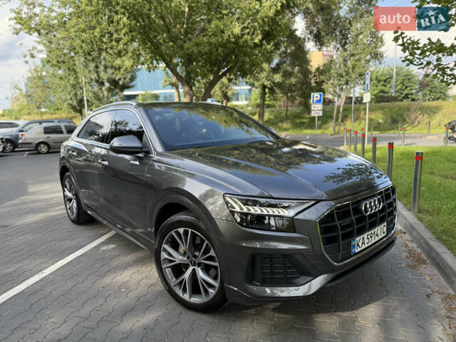 Серый Ауди Q8, объемом двигателя 2.97 л и пробегом 28 тыс. км за 84999 $, фото 1 на Automoto.ua