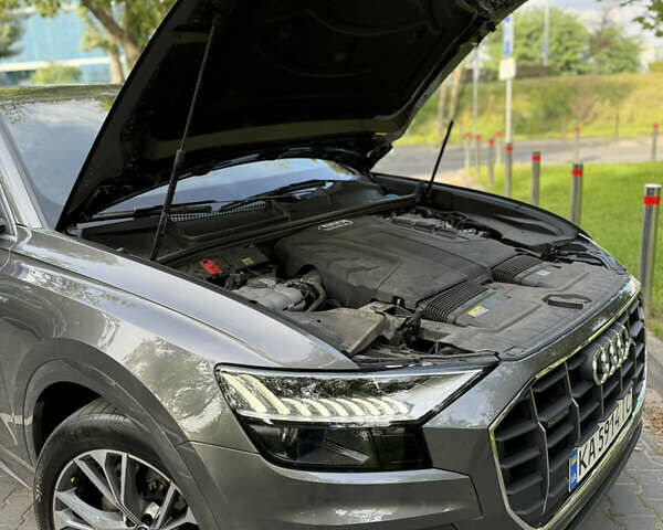 Серый Ауди Q8, объемом двигателя 2.97 л и пробегом 28 тыс. км за 84999 $, фото 8 на Automoto.ua