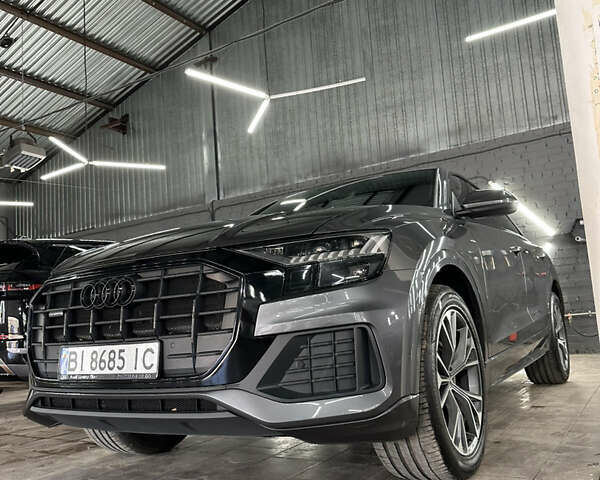 Сірий Ауді Q8, об'ємом двигуна 2.97 л та пробігом 52 тис. км за 75500 $, фото 16 на Automoto.ua
