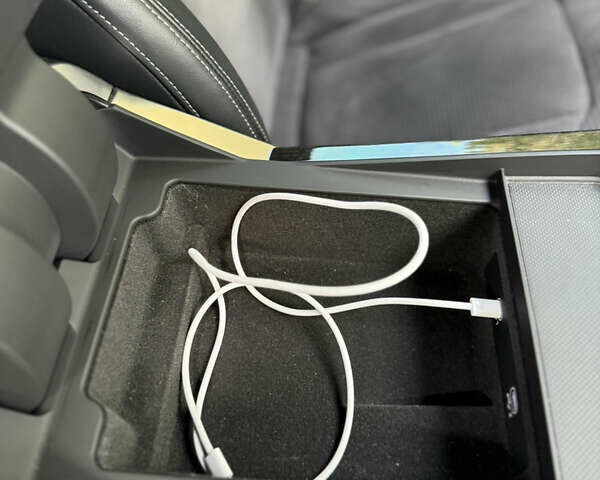 Серый Ауди Q8, объемом двигателя 2.97 л и пробегом 28 тыс. км за 84999 $, фото 15 на Automoto.ua