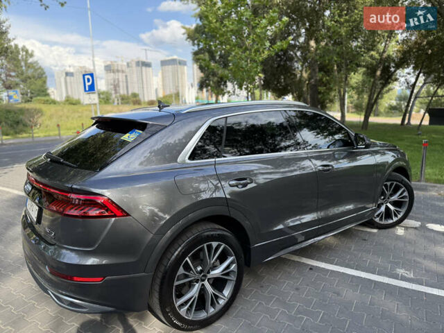Серый Ауди Q8, объемом двигателя 2.97 л и пробегом 28 тыс. км за 84999 $, фото 19 на Automoto.ua