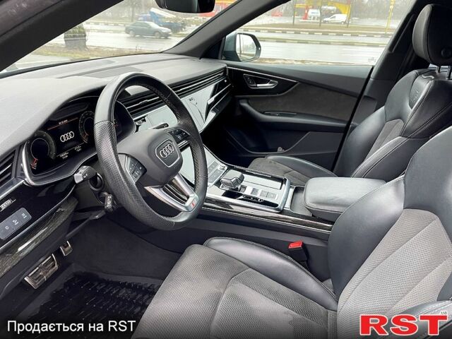 Серый Ауди Q8, объемом двигателя 3 л и пробегом 130 тыс. км за 68000 $, фото 10 на Automoto.ua