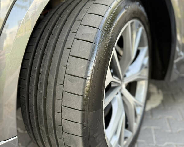 Серый Ауди Q8, объемом двигателя 2.97 л и пробегом 28 тыс. км за 84999 $, фото 17 на Automoto.ua