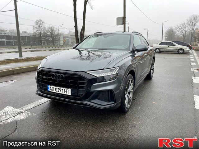 Серый Ауди Q8, объемом двигателя 3 л и пробегом 130 тыс. км за 68000 $, фото 1 на Automoto.ua