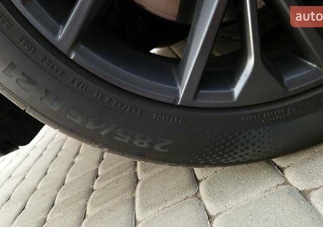 Серый Ауди Q8, объемом двигателя 3 л и пробегом 23 тыс. км за 78000 $, фото 7 на Automoto.ua