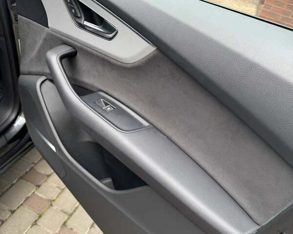 Сірий Ауді Q8, об'ємом двигуна 2.97 л та пробігом 57 тис. км за 82000 $, фото 11 на Automoto.ua
