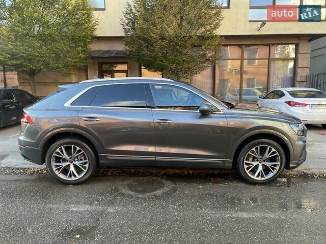 Серый Ауди Q8, объемом двигателя 3 л и пробегом 36 тыс. км за 64550 $, фото 4 на Automoto.ua