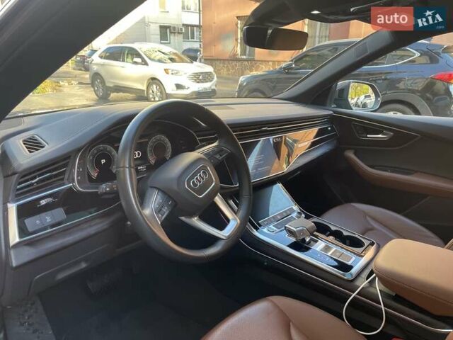 Серый Ауди Q8, объемом двигателя 3 л и пробегом 36 тыс. км за 64550 $, фото 7 на Automoto.ua