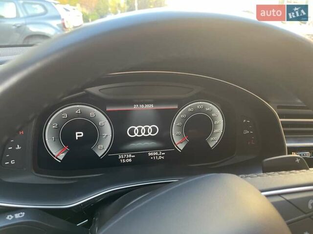 Серый Ауди Q8, объемом двигателя 3 л и пробегом 36 тыс. км за 64550 $, фото 8 на Automoto.ua
