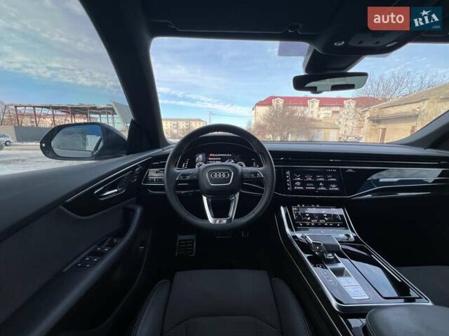 Серый Ауди Q8, объемом двигателя 2.97 л и пробегом 24 тыс. км за 95500 $, фото 72 на Automoto.ua